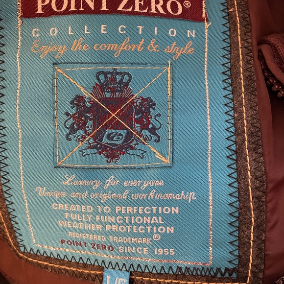 Point Zero Vest - Picture 3 of 5